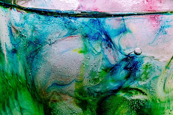 ABSTRAIT